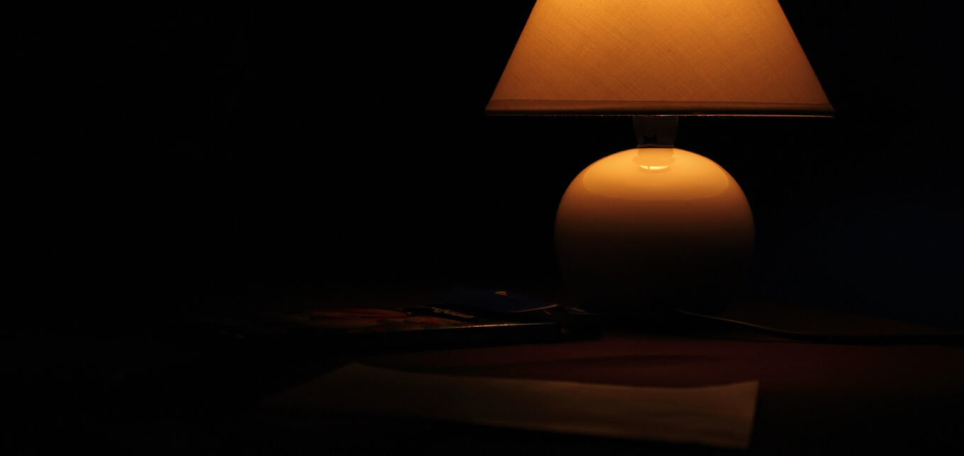 The Psychological Effects of Lighting – Mother Earth News - Vimarsana News